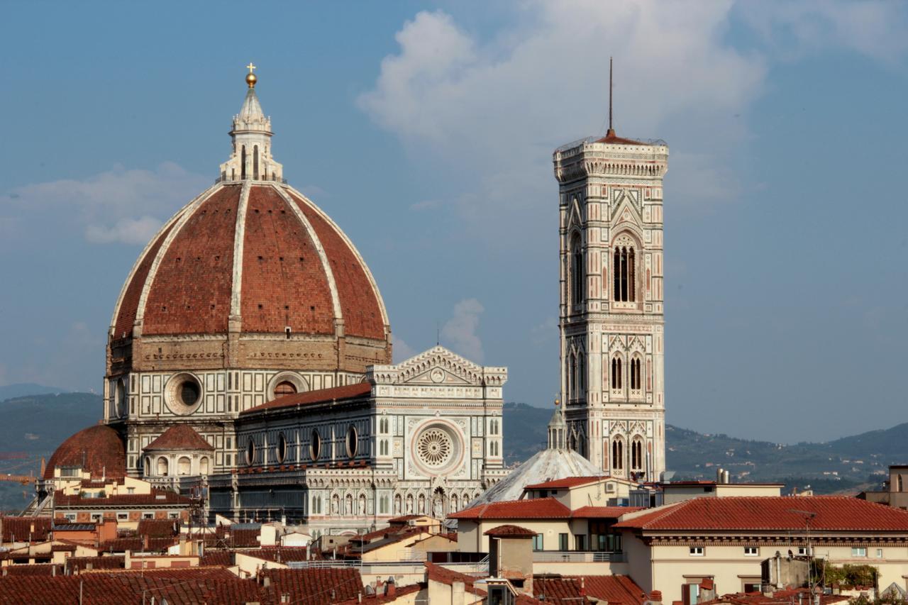 Zip B&B . Design In Firenze Bagian luar foto